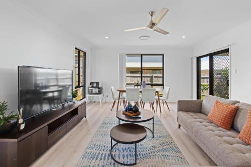 Gold Coast Oasis 4BR Villa in Coomera in Coomera