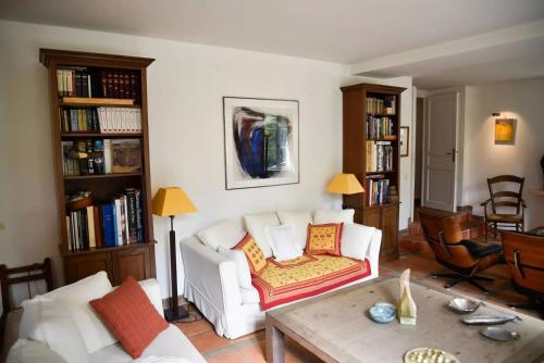 Villa with 6 bedrooms in Gonneville sur Mer with private pool furnished garden and WiFi 4 km from the beach - image 23