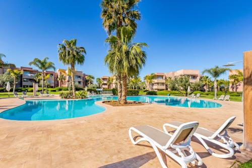 3 chambres piscine wifi parking privé centre (3 chambres piscine wifi parking prive centre) in Talamanzou