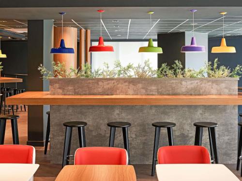 酒吧/高級酒吧, ibis Jundiai Shopping in 容迪亞伊