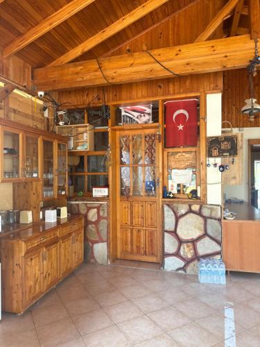 阿米娜膳食酒店 (Armina Pension) in 希拉里