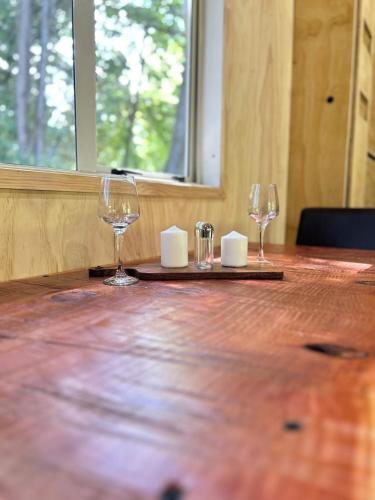 Secluded Redwood Cabin in Takapau