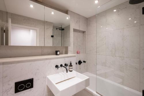 Design duplex for 4 in the Heart of Notting Hill - image 4