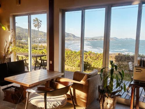 Guest House & Beach Cafe fuego - Hyuga