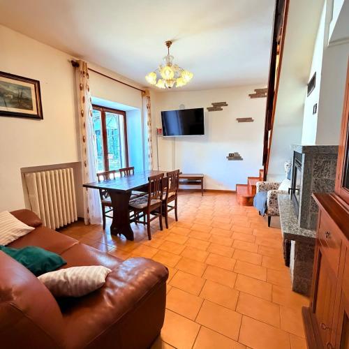 A un passo dalle isole Borromee e Stresa in 韋佐