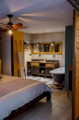 Loft Moderne - Port de Nice - 6 pers - Parking - Climatisation in Mont Boron