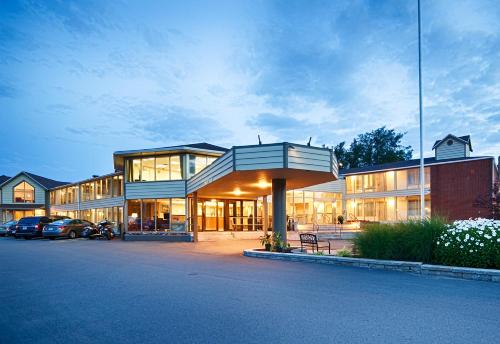 Charlottetown Inn & Conference Centre - Photo 1 of 28