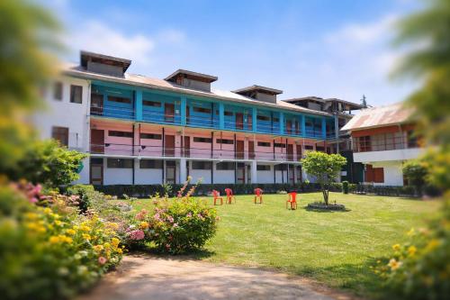 New Sahil Srinagar - Beautiful Garden Stay, 10 Min Drive from City Center, Airport and Railway Station - Hotel - Srinagar