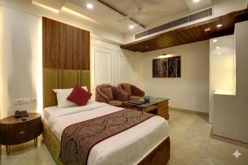 room detail thumbnail 0