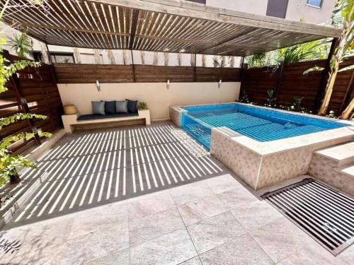 Villa contemporaine S3 piscine lumiere La Marsa in Sidi Daoud