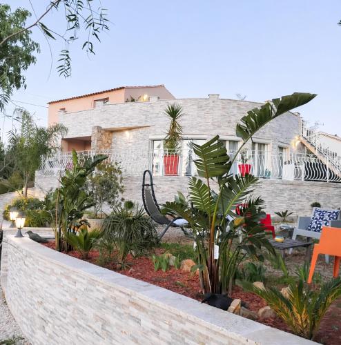 VILLA BANDOL PROCHE du PORT et DES PLAGES in 勒庫爾薛