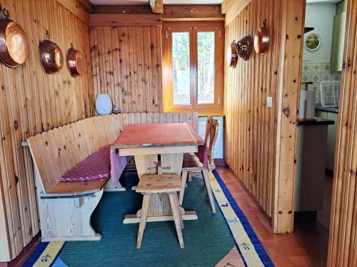 Charlie & Alaska Apartments by Quokka 360 - Cozy Mountain Apartments Near the Carì Ski Slopes (Charlie & Alaska Apartments by Quokka 360 - Cozy Mountain Apartments Near the Cari Ski Slopes) in Faido