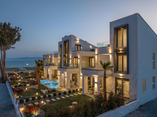 4 bedrooms, 5 beds