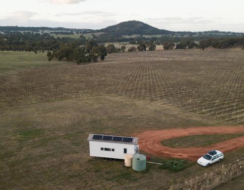 Viesnīcas āriene, Hounds Run Vineyard - Tiny House in the Grampians in Great Western