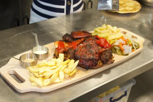 White Rose Hotel & Restaurant - Leeds, Leeds (photo 11)