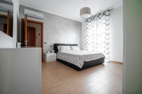Senna Apartment - Near Ferrari & Maranello - Self check in H24 - 6 Sleeps in ฟิออราโน โมเดเนเซ