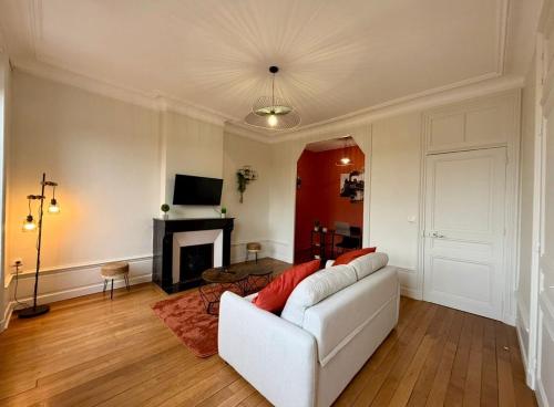 Face gare - Appartement Haussmannien 301 - 1 Chambre in Roanne