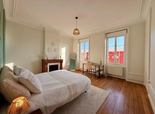 Face gare - Appartement Haussmannien 301 - 1 Chambre in Roanne