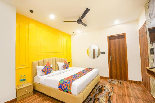 room detail thumbnail 0