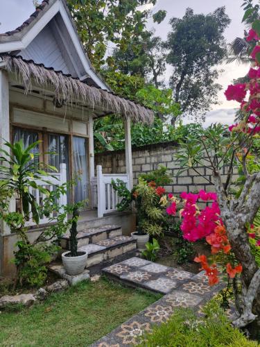 The Layar Homestay II - Bali