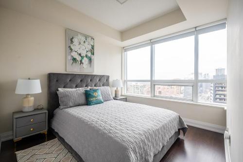 Elegance In Peonies 1 Bedroom Condo 23 Floor Free parking in Downtown Toronto — other in 2 Anndale Dr, Toronto Canada, M2N 0G5
