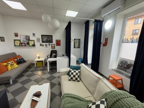 FLH - Stay Cozy Apartment in Făget