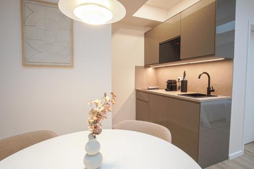 Konyha, HOMEFY - THE7 - Serviced Apartments Düsseltal (HOMEFY - THE7 - Serviced Apartments Dusseltal) in Düsseltal