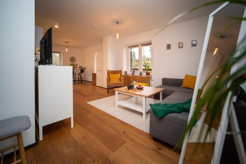 Lahemaa Apartment with Sunny Balcony near Viru Bog in Kolga