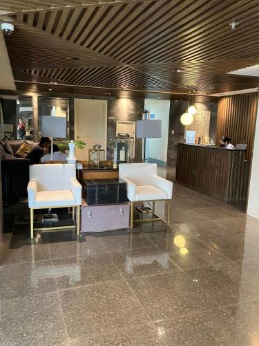 Studio Condo With Balcony in Buhangin in Cabantian