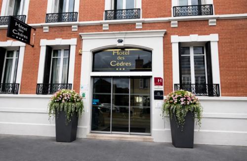 Bejárat, Urban Style Hotel des Cedres in Orlèans