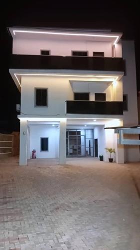 jobfallodge, Ibadan