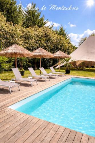 Kilátás, Villa d exception au vert - Spa Piscine - 1h Paris 20 pers in Poligny (Ile-de-France)