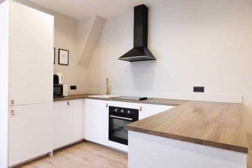 Cosy apartment - 4BR/12P - Canal Saint-Martin - image 2