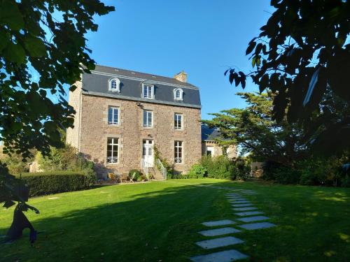 Viesnīcas āriene, Maison d'hôtes Kerléon (Maison d'hotes Kerleon) in Matignon