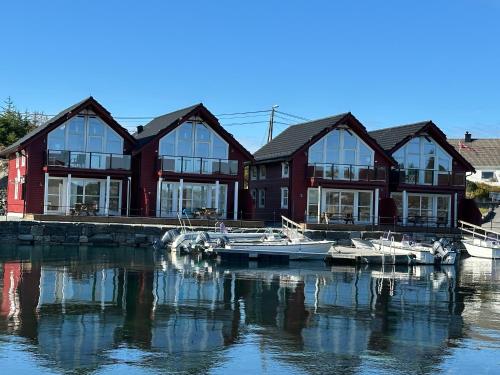 Heggøy rorbuer in Alveim