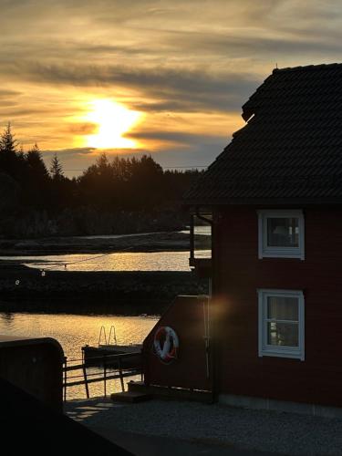 Heggøy rorbuer in Alveim