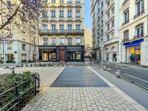 Surrounding environment, AllinLyon | Celestins calme & lumineux in Lyon