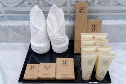 Luxe Grand Hotel - image 14