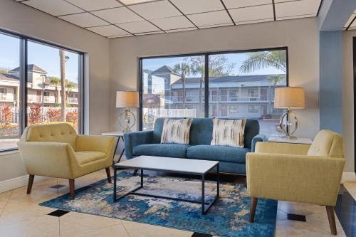 Lobby, Hotel South Tampa & Suites in West Tampa