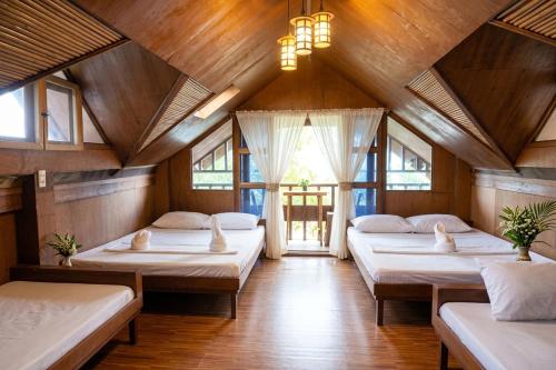 D Mountain Beach Resort in Aninuan