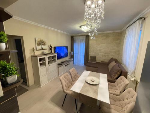 Lina Premium Apartman in Ovaros