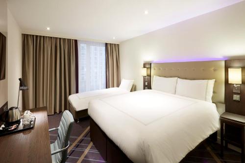 Premier Inn Frankfurt Messe - image 2