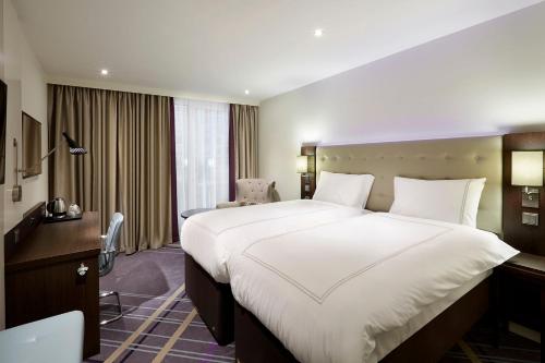 Premier Inn Frankfurt Messe - image 3