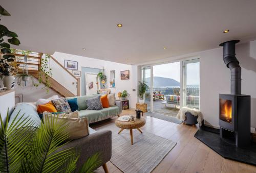8 Harbour Terrace