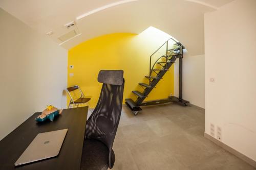 Tour Eiffel Loft - image 2