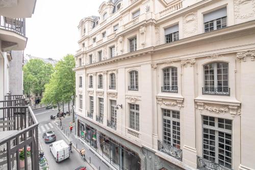 Madeleine Flat - image 6