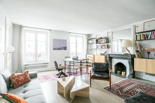 Palais Royal Charm Home