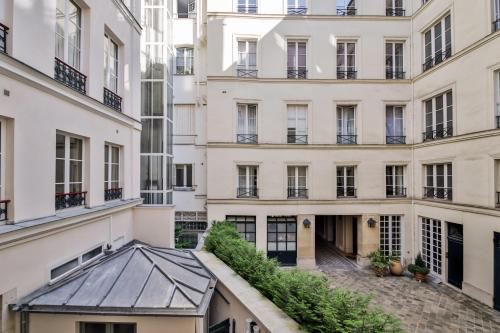 Saint Germain Luxury - image 11