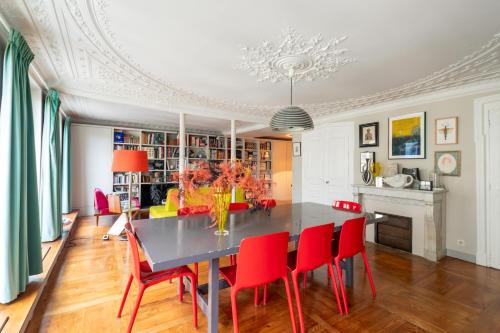 Facilities, Montmartre Home in Montmartre