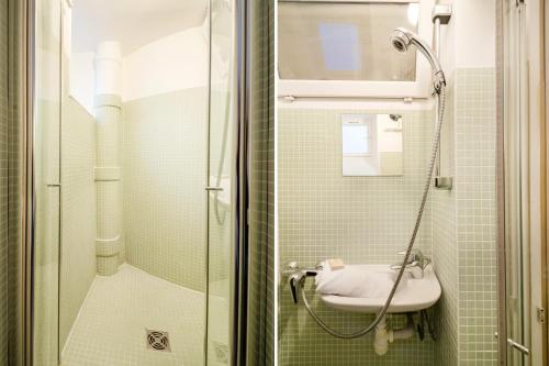 Montmartre Home - image 7